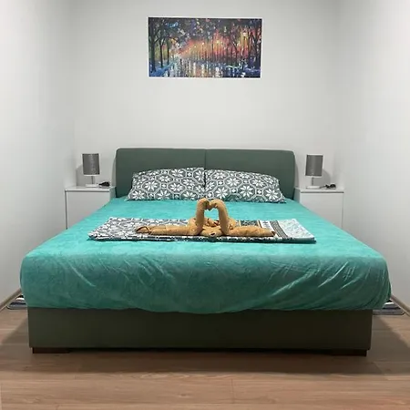 Jela Srebrno Jezero Apartment Ostrovo