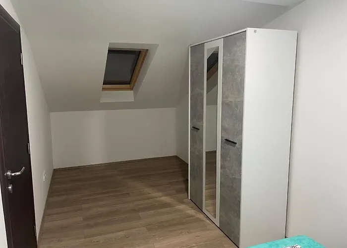 Апартаменты Jela Srebrno Jezero Ostrovo