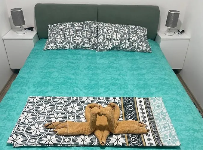 Jela Srebrno Jezero Апартаменты